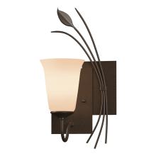  205122-SKT-RGT-05-GG0035 - Forged Leaf Sconce